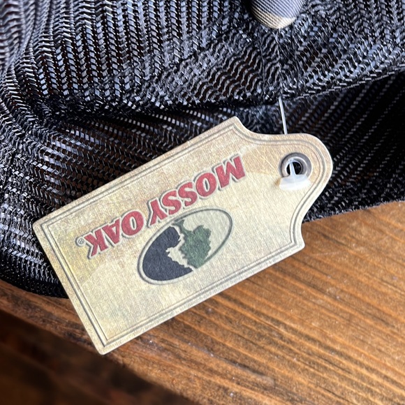 Mossy Oak Camo hat. New with tags. - Picture 7 of 7